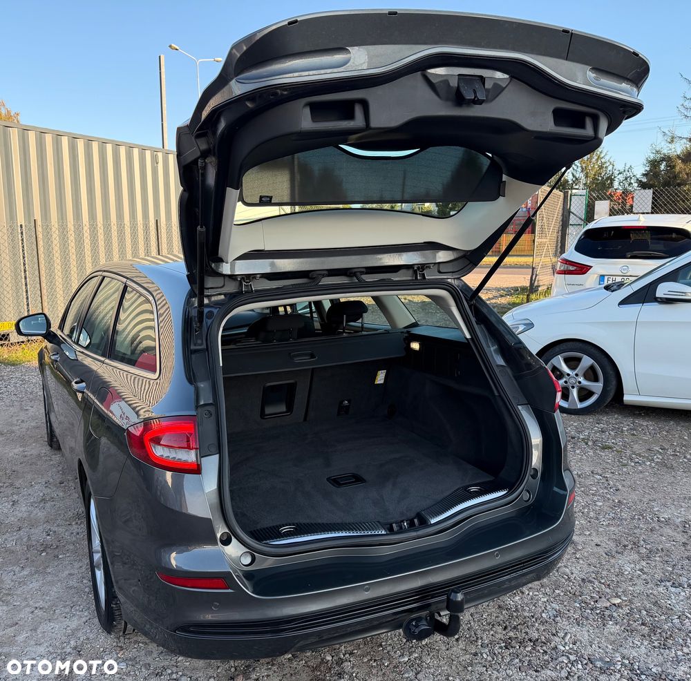 Ford Mondeo - 34