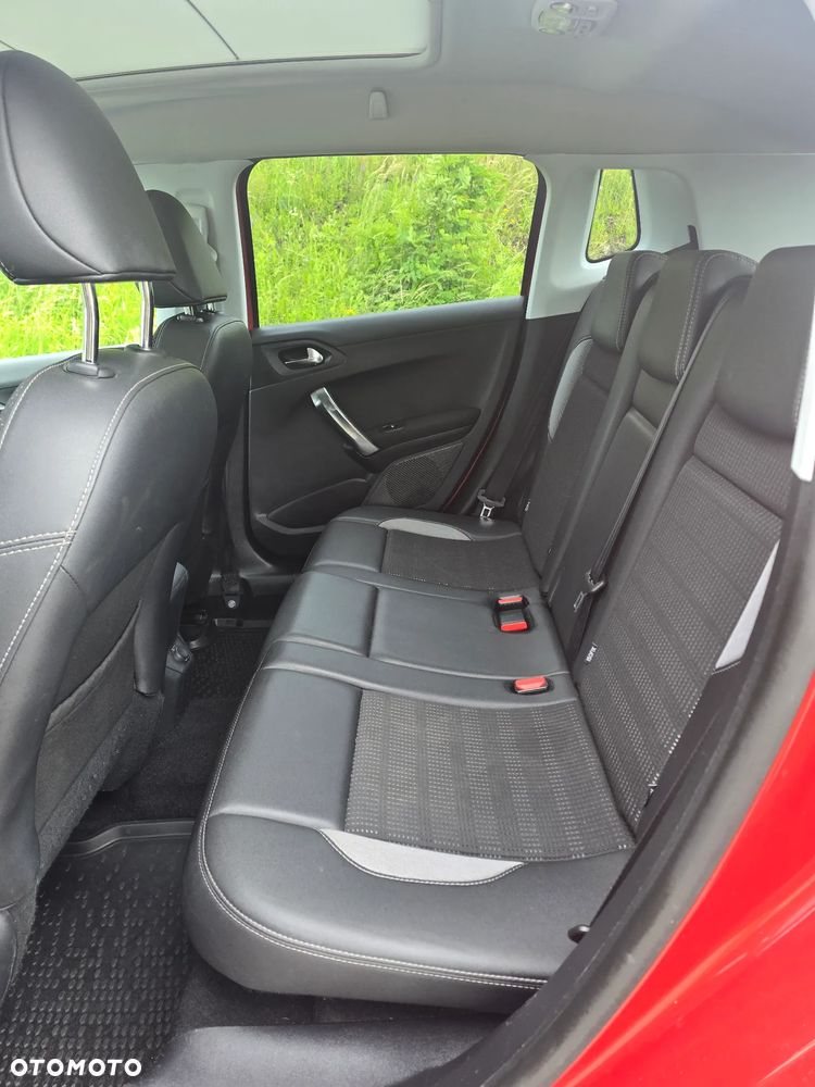 Peugeot 2008 - 7