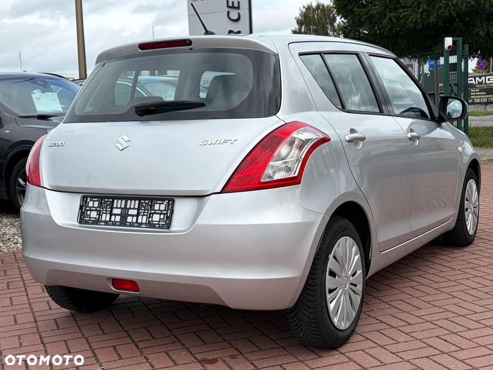 Suzuki Swift - 7