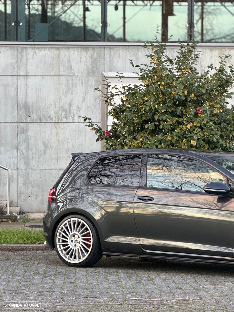 VW Golf GTI BlueMotion DSG - 12