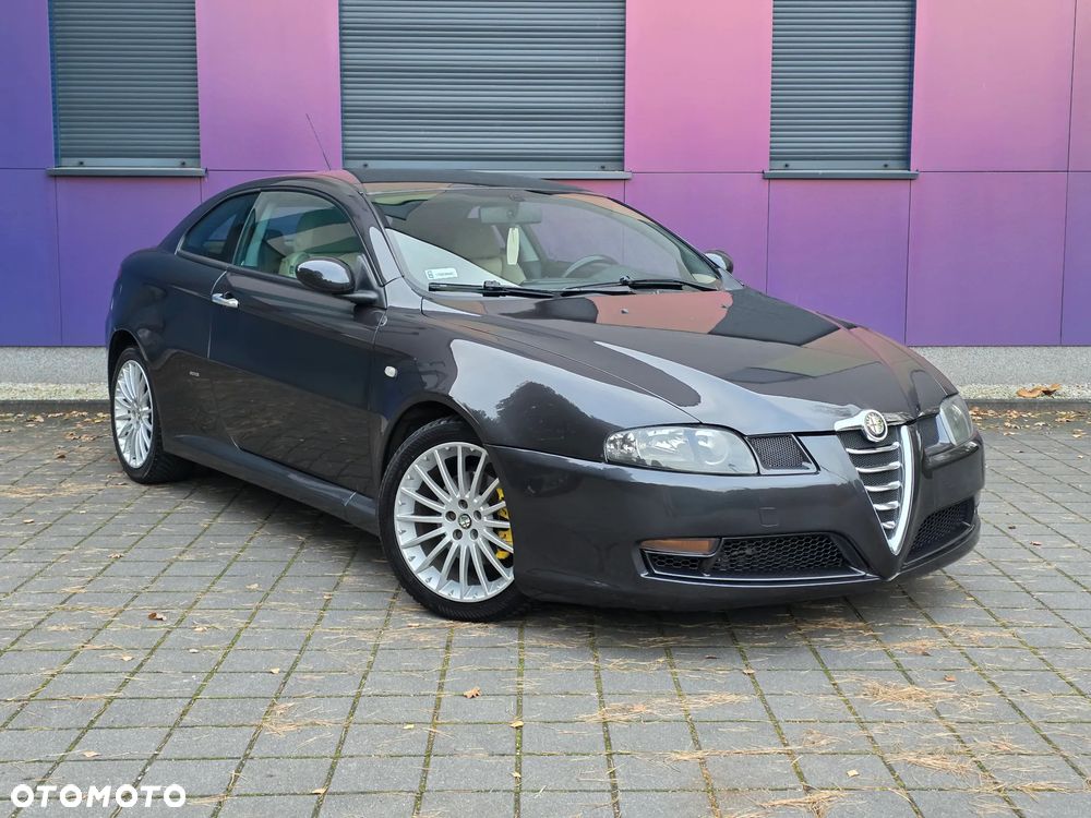 Alfa Romeo GT - 1
