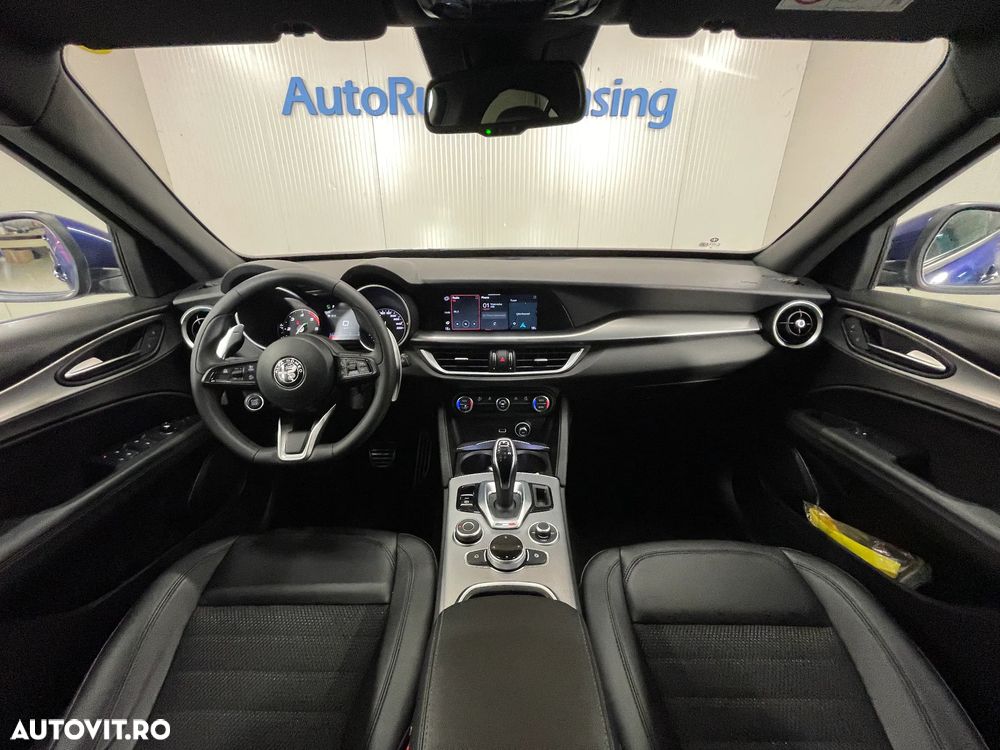Alfa Romeo Stelvio 2.2 16V AT8 Q4 Business - 8