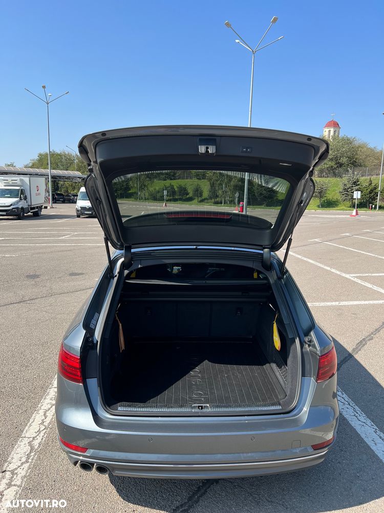 Audi A4 2.0 TDI S tronic quattro - 22