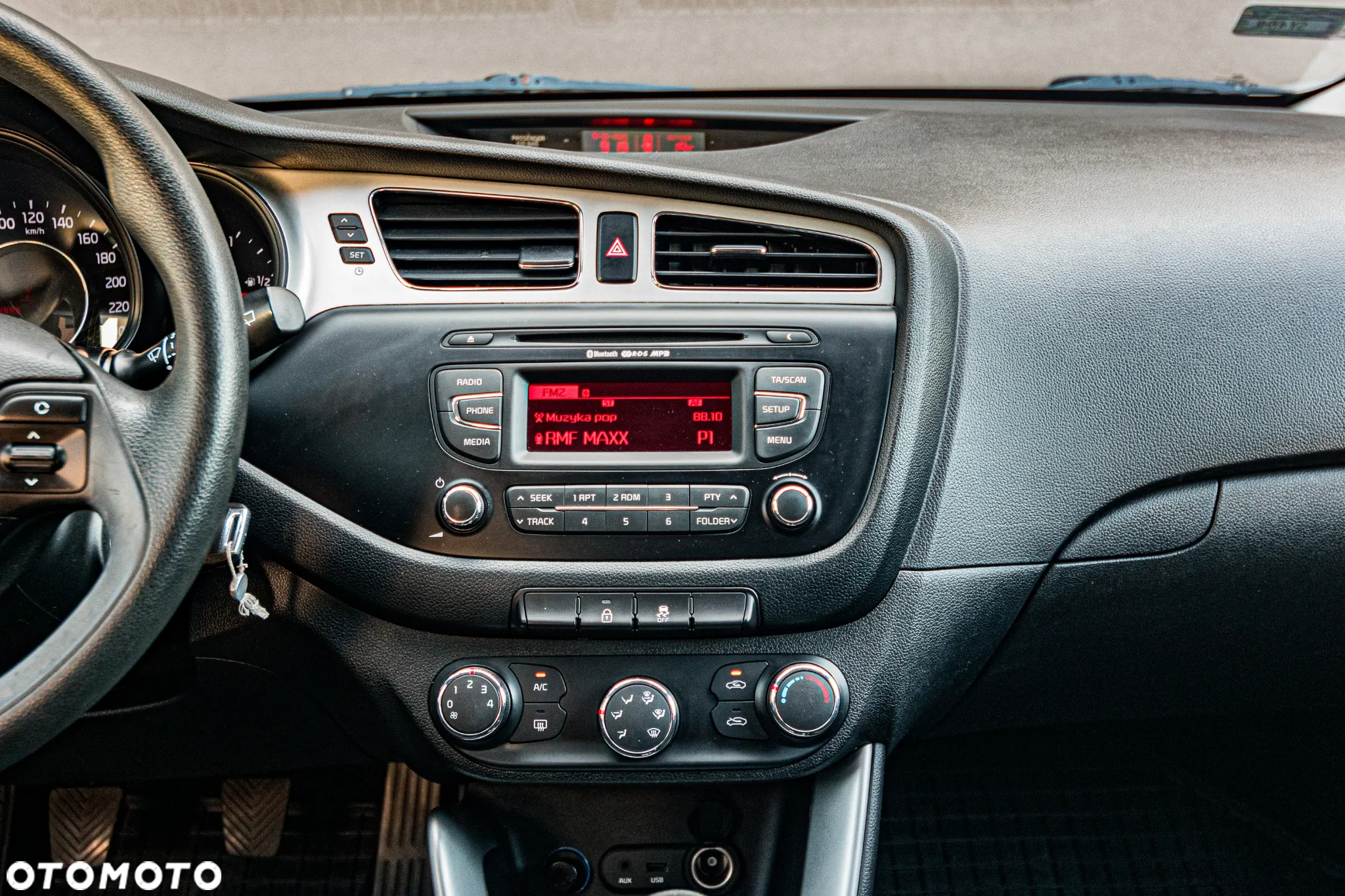 Kia Ceed Cee'd 1.6 GDI S - 24