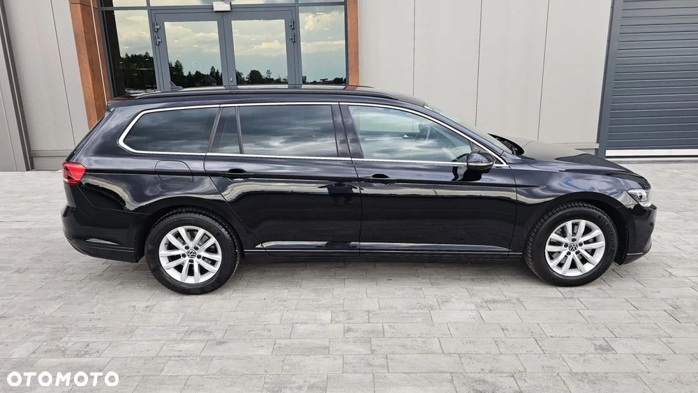 Volkswagen Passat Variant 2.0 TDI EVO Business DSG - 3
