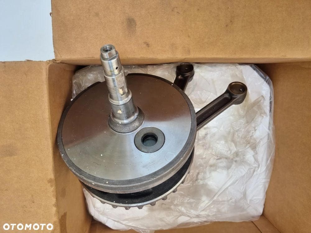 Harley Davidson Twin Cam 88 1450 Wał silnika 239004099b - 1