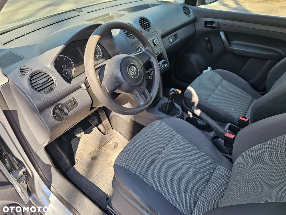 Volkswagen Caddy - 10