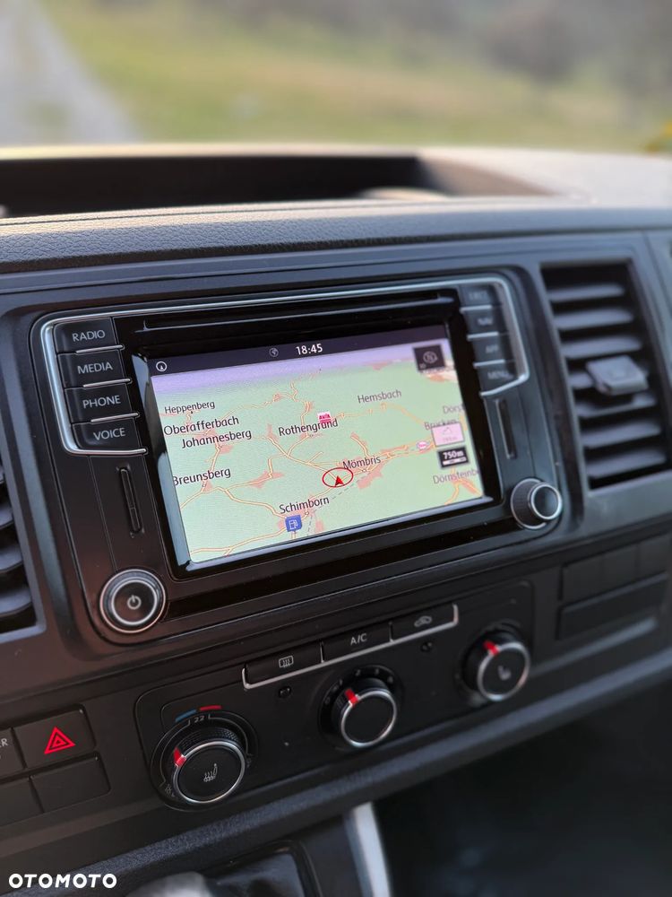 Volkswagen Multivan 2.0 TDI L2 Comfortline DSG - 11