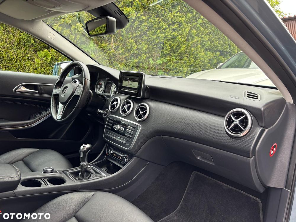 Mercedes-Benz Klasa A 200 (BlueEFFICIENCY) Urban - 20