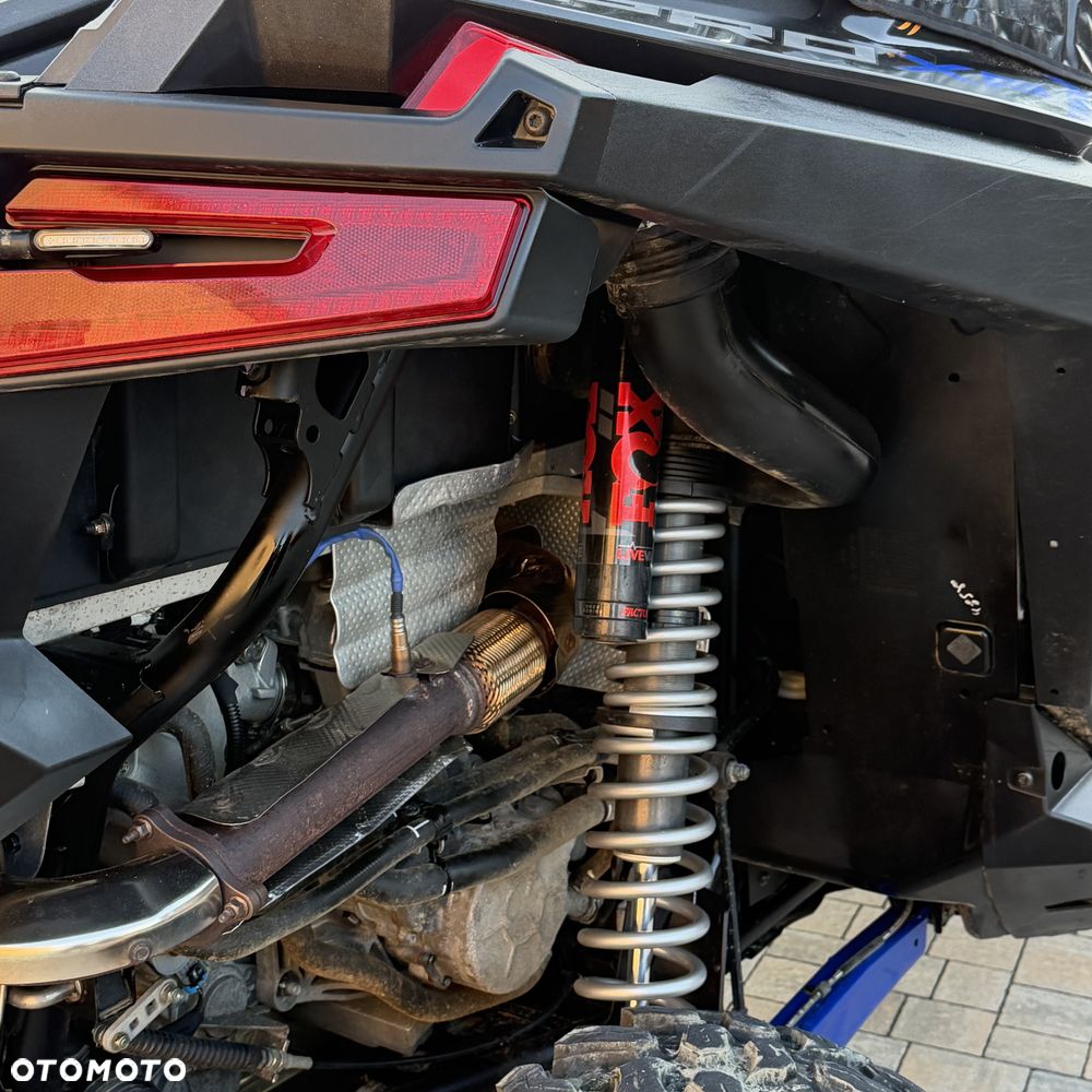 Polaris RZR - 12