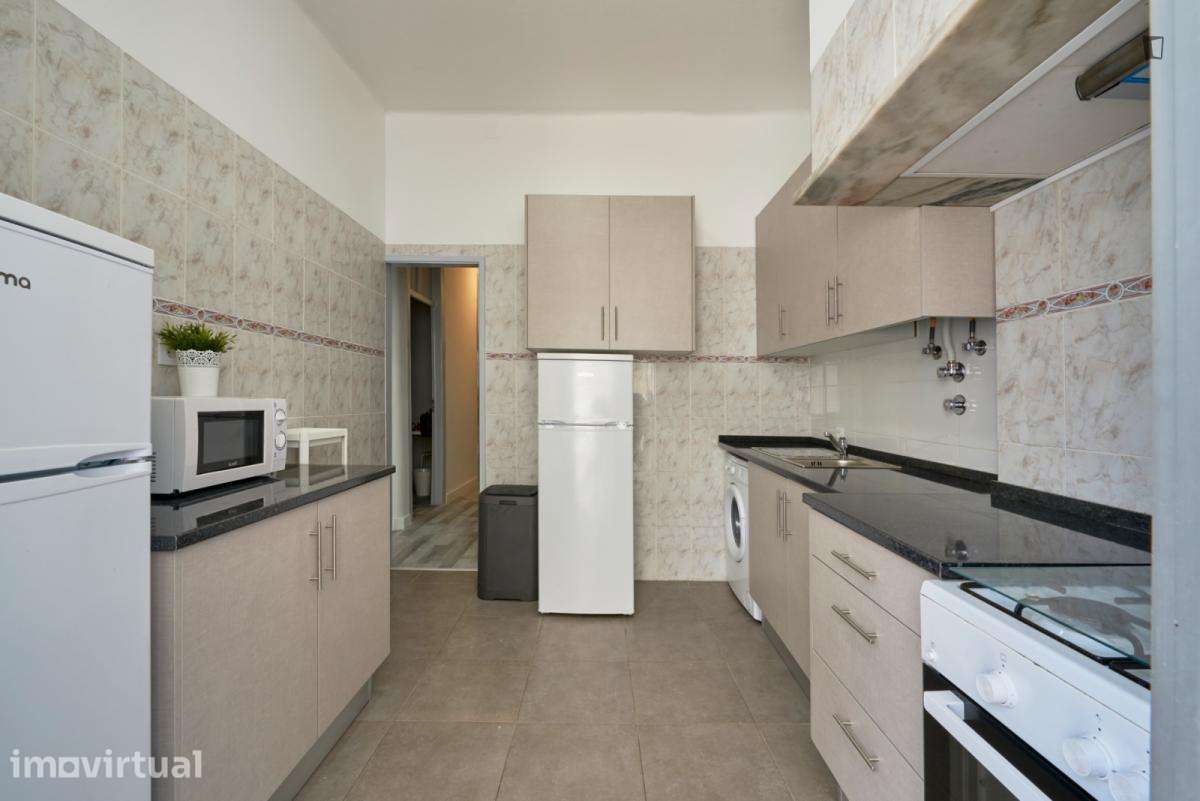 Quarto - localizado em Penha de França Lisbon - Grande imagem: 4/45