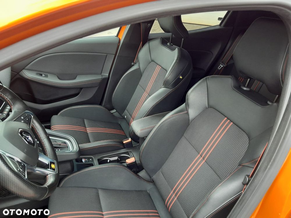 Renault Clio - 16