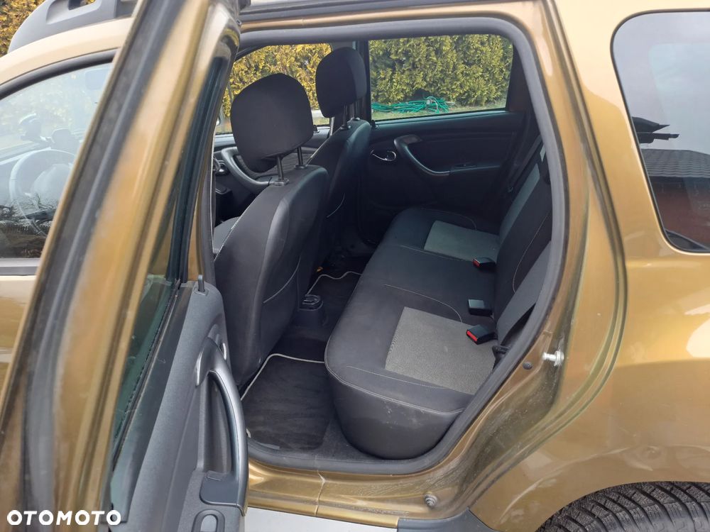 Dacia Duster dCi 110 FAP 4x2 Laureate - 6