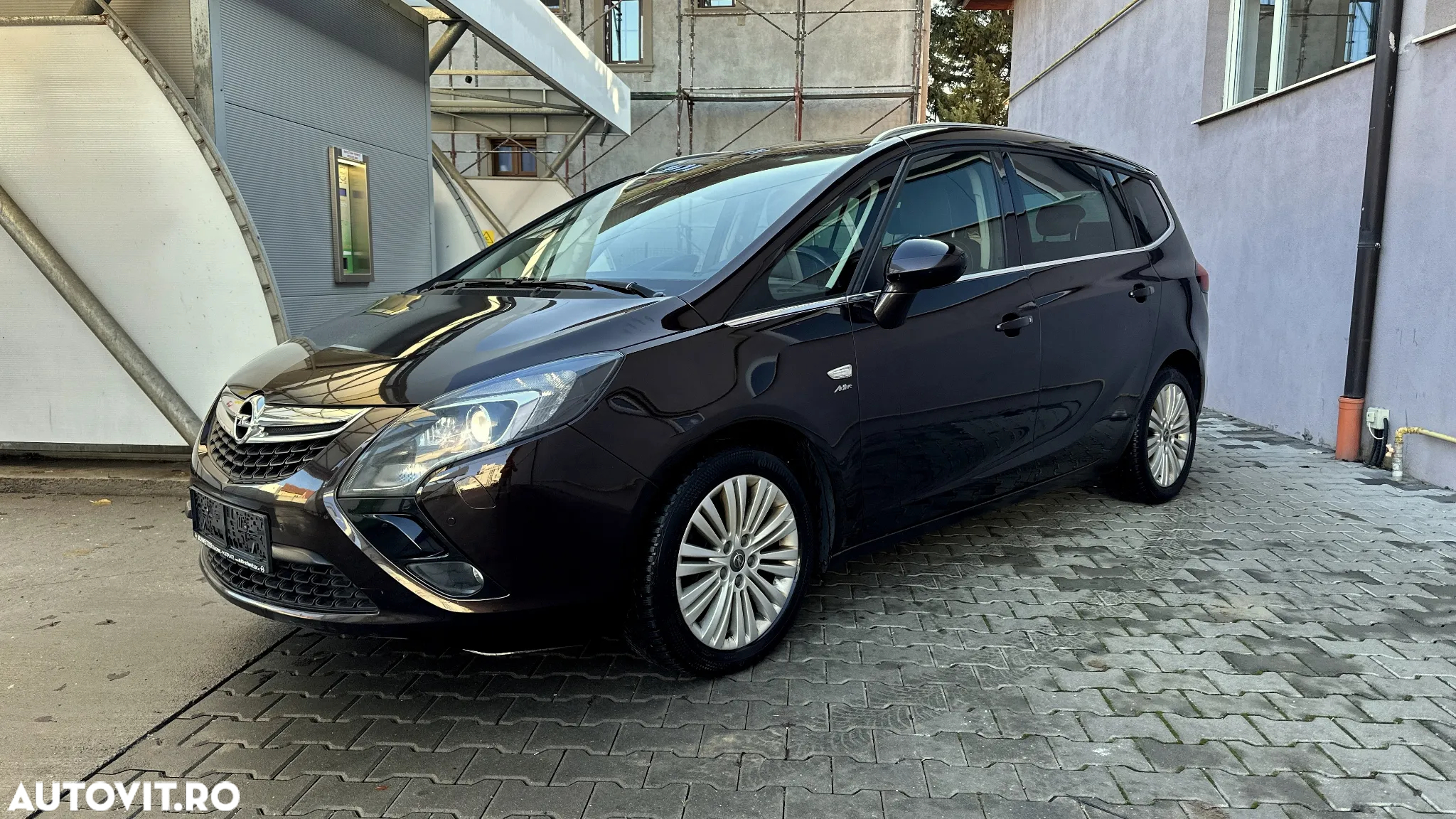 Opel Zafira Tourer 2.0 CDTI Active - 20