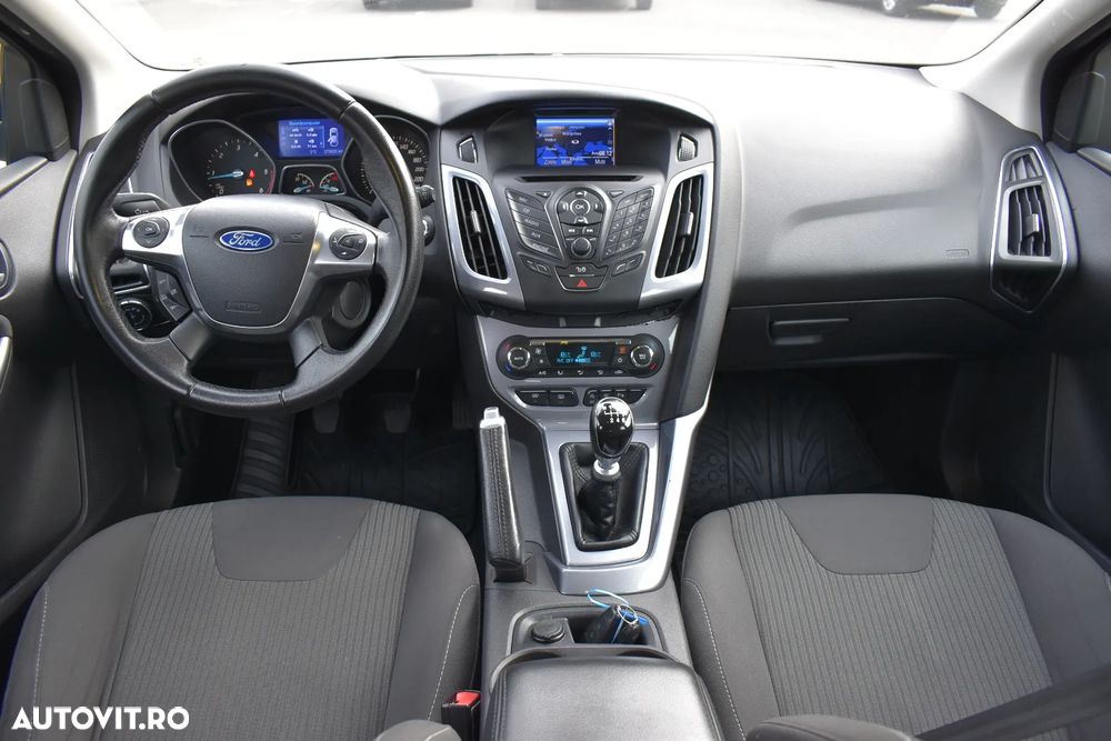 Ford Focus 1.6 TDCI DPF Start-Stopp-System Titanium - 5