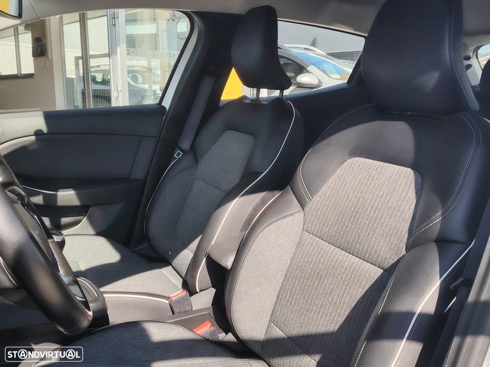 Renault Clio TCe 90 TECHNO - 23