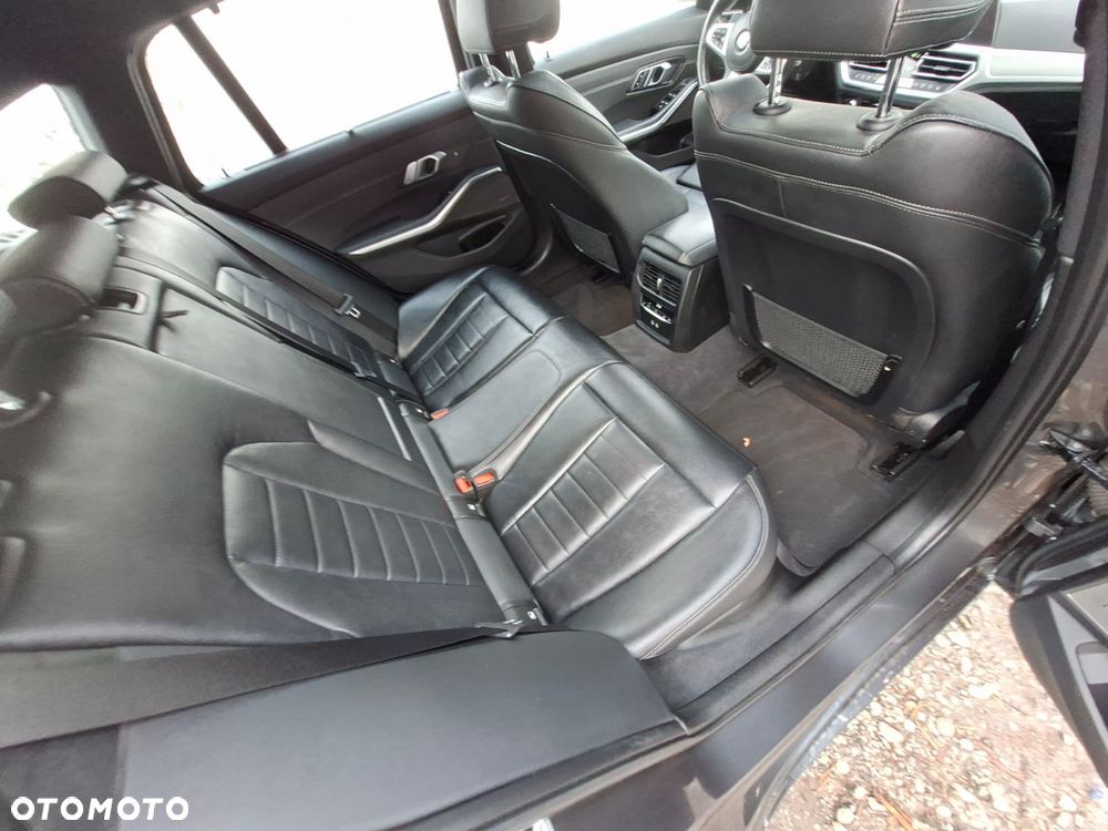 BMW Seria 3 - 13