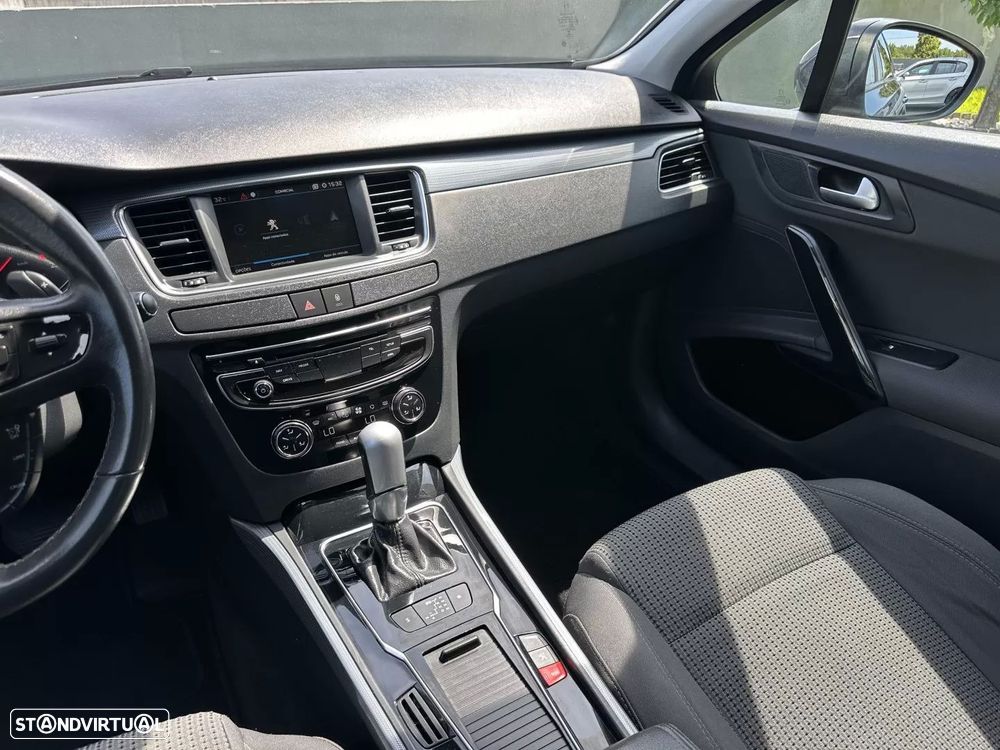 Peugeot 508 SW BlueHDi 120 EAT6 Stop&Start Allure - 39