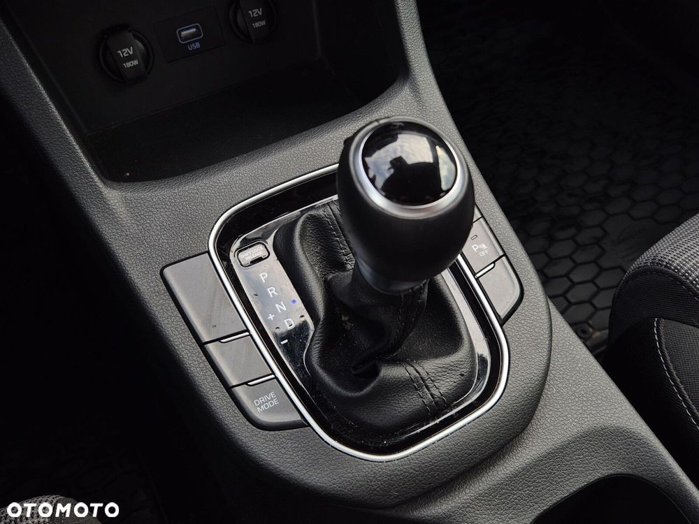 Hyundai i30 1.0 T-GDI Classic + DCT - 12