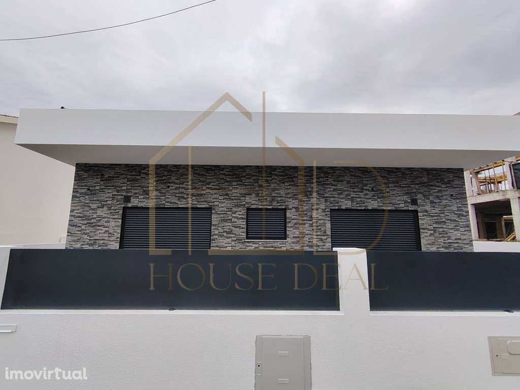Moradia Térrea T3 +1 com Espaço para Piscina. Fernão Ferro - Grande imagem: 5/22