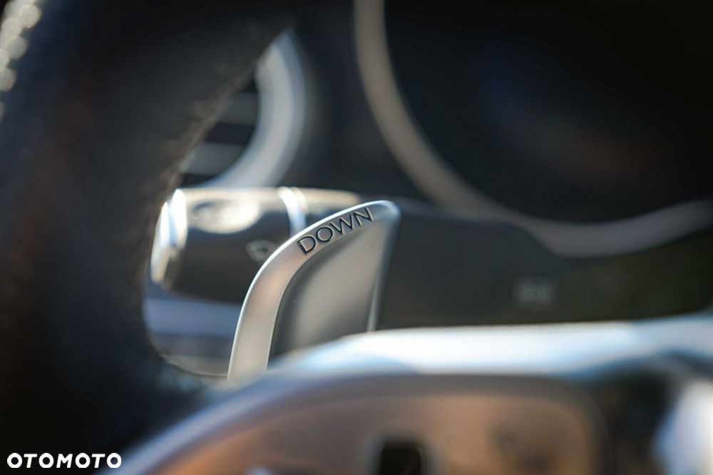 Mercedes-Benz Klasa C AMG 63 S - 24