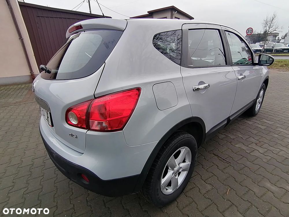 Nissan Qashqai 2.0 dCi DPF acenta - 9