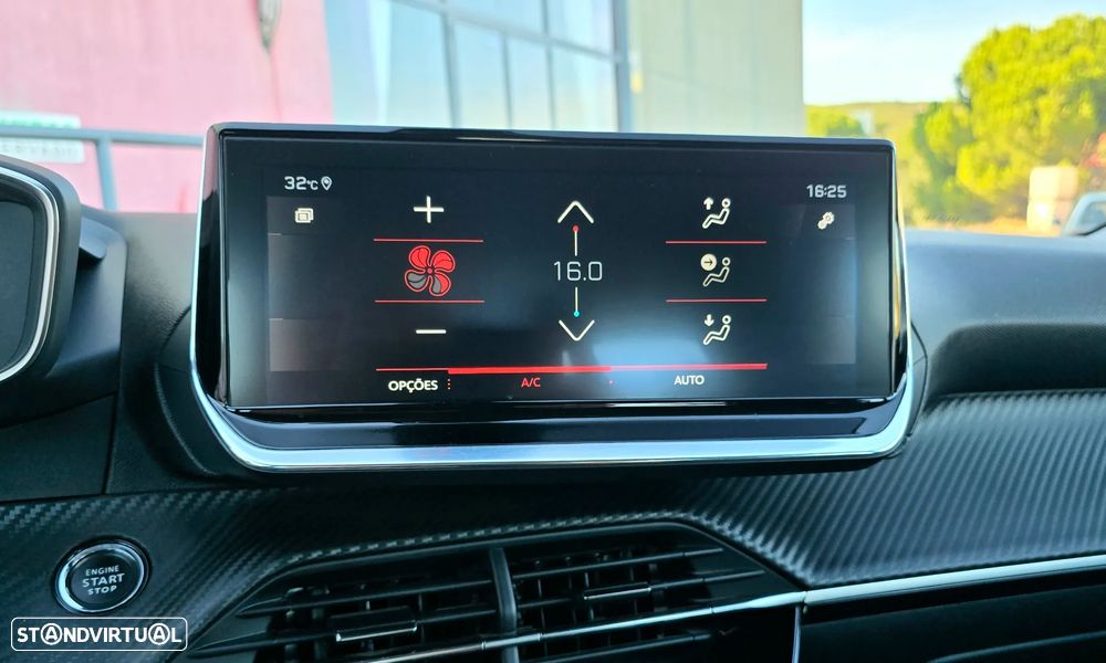 Peugeot 2008 PureTech 130 GPF Stop&Start Allure - 16
