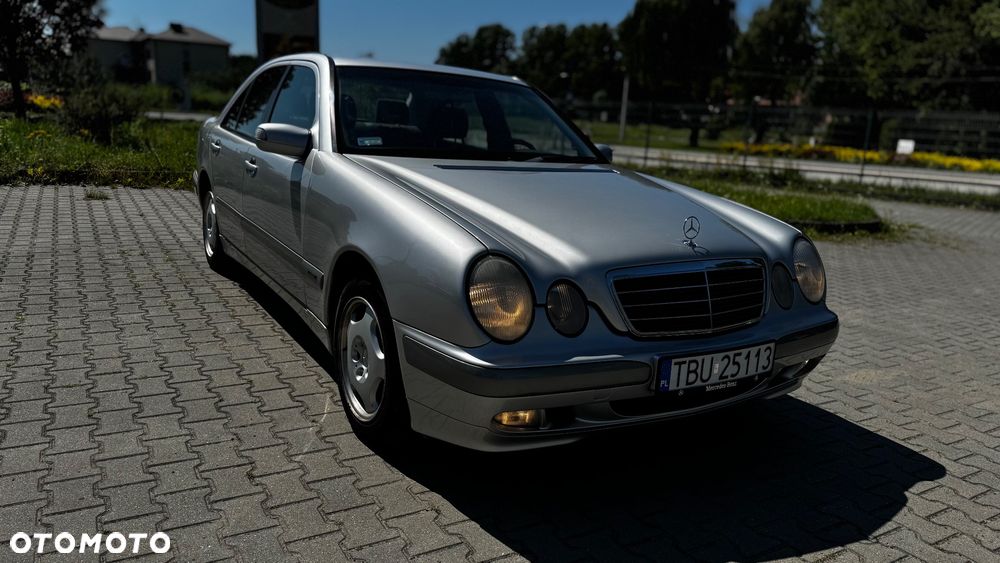 Mercedes-Benz Klasa E 200 Kompressor Classic - 9