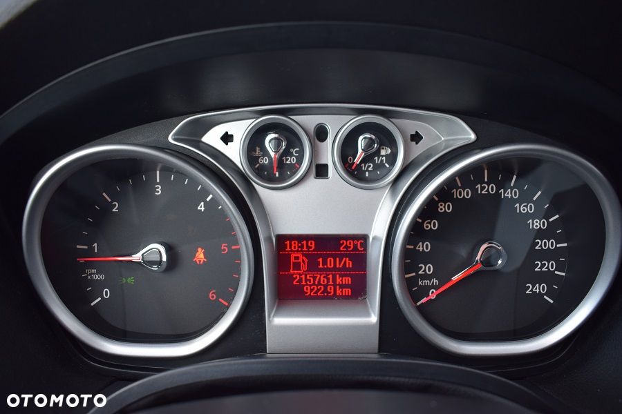 Ford Kuga 2.0 TDCi Titanium - 17