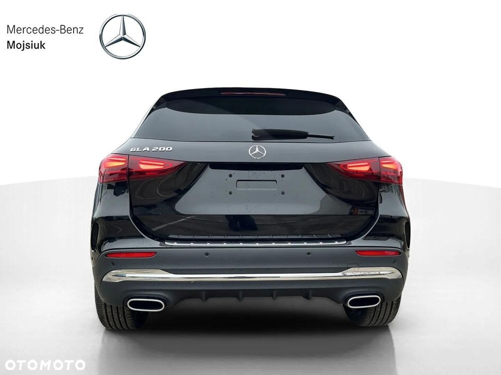 Mercedes-Benz GLA 200 AMG Line - 6