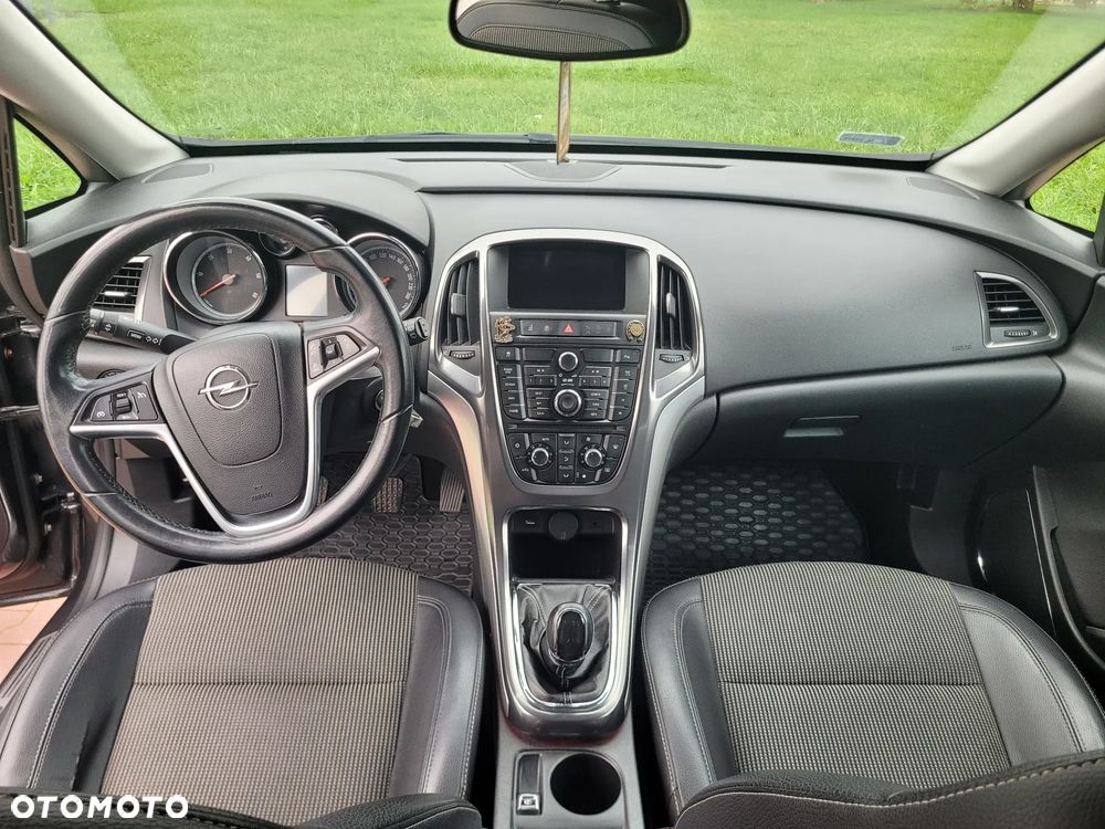 Opel Astra 1.7 CDTI DPF Cosmo - 7