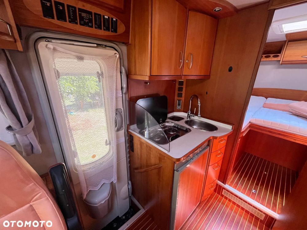 Mercedes-Benz sprinter - 13