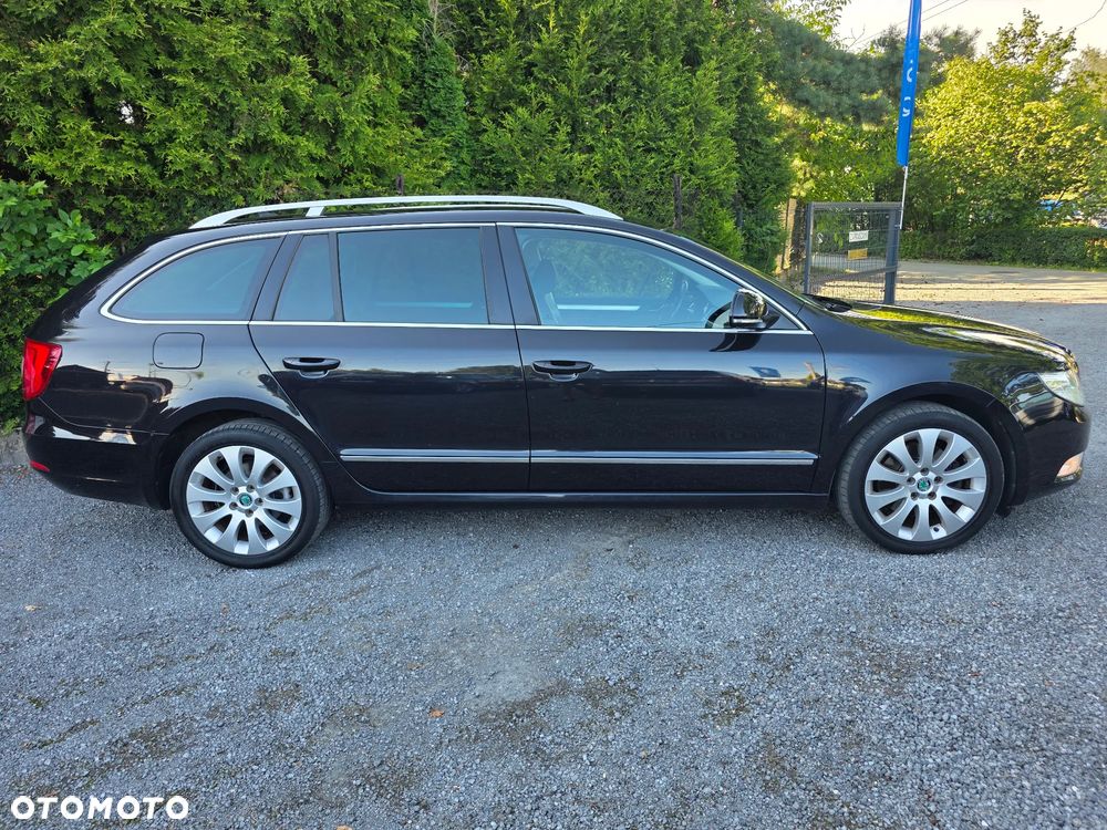 Skoda Superb 2.0 TDI Exclusive - 8