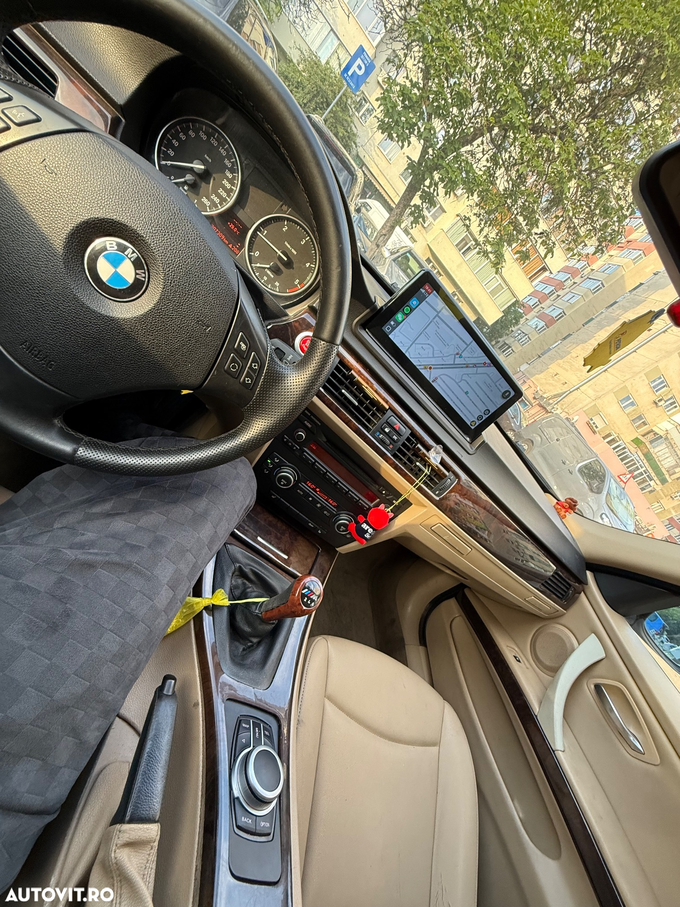 BMW Seria 3 318d - 13