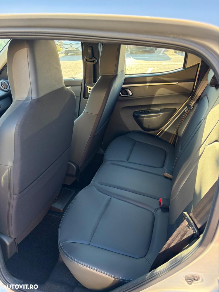 Dacia Spring Comfort Plus - 11