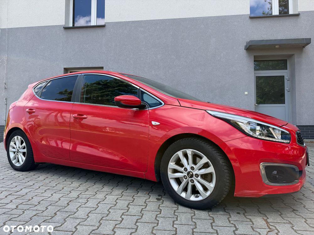 Kia Ceed 1.4 CVVT ISG Dream Team Edition - 3