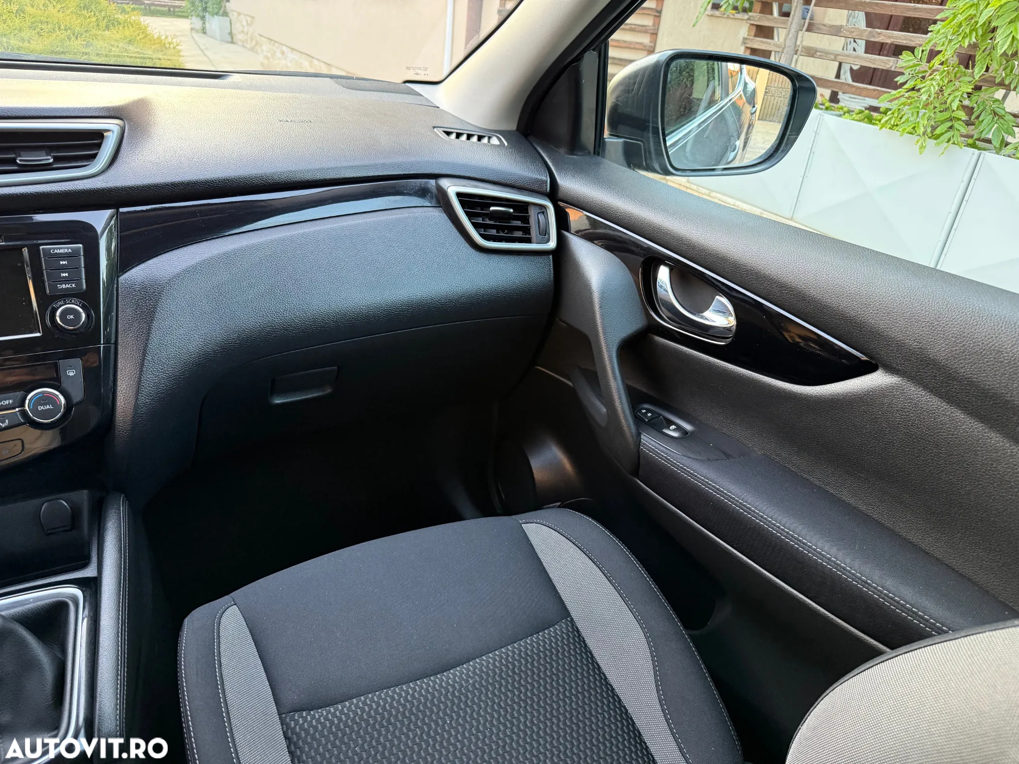 Nissan Qashqai 1.7D 150CP ALL MODE 4X4-I N-Connecta - 6