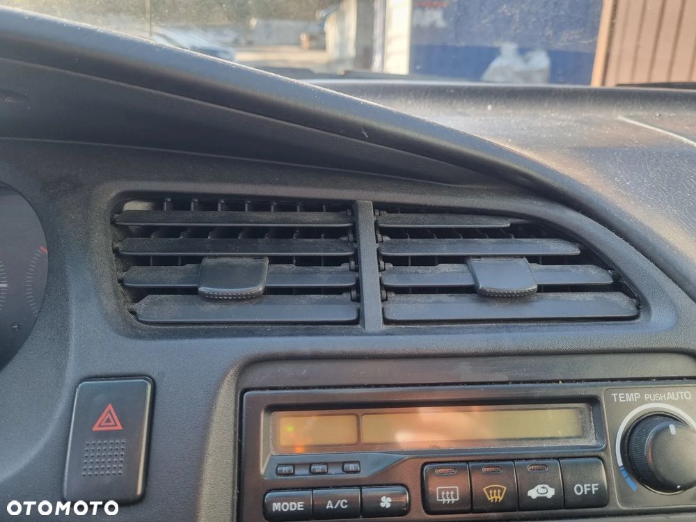 HONDA ACCORD VI 97-02 LIFT 2000 r. 5D SEDAN B94 kratki nawiewu środkowe * - 1