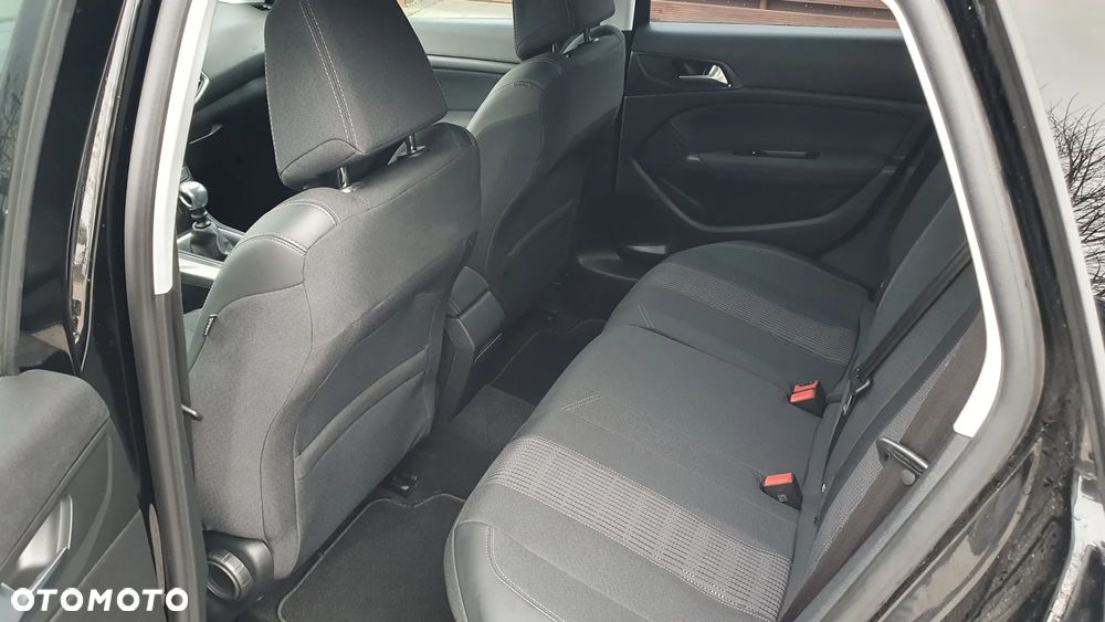 Peugeot 308 1.5 BlueHDi Allure Pack S&S - 14