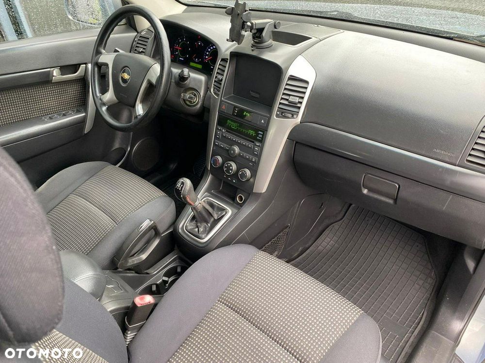 Chevrolet Captiva 2.0 2WD 5 Sitzer LS - 13