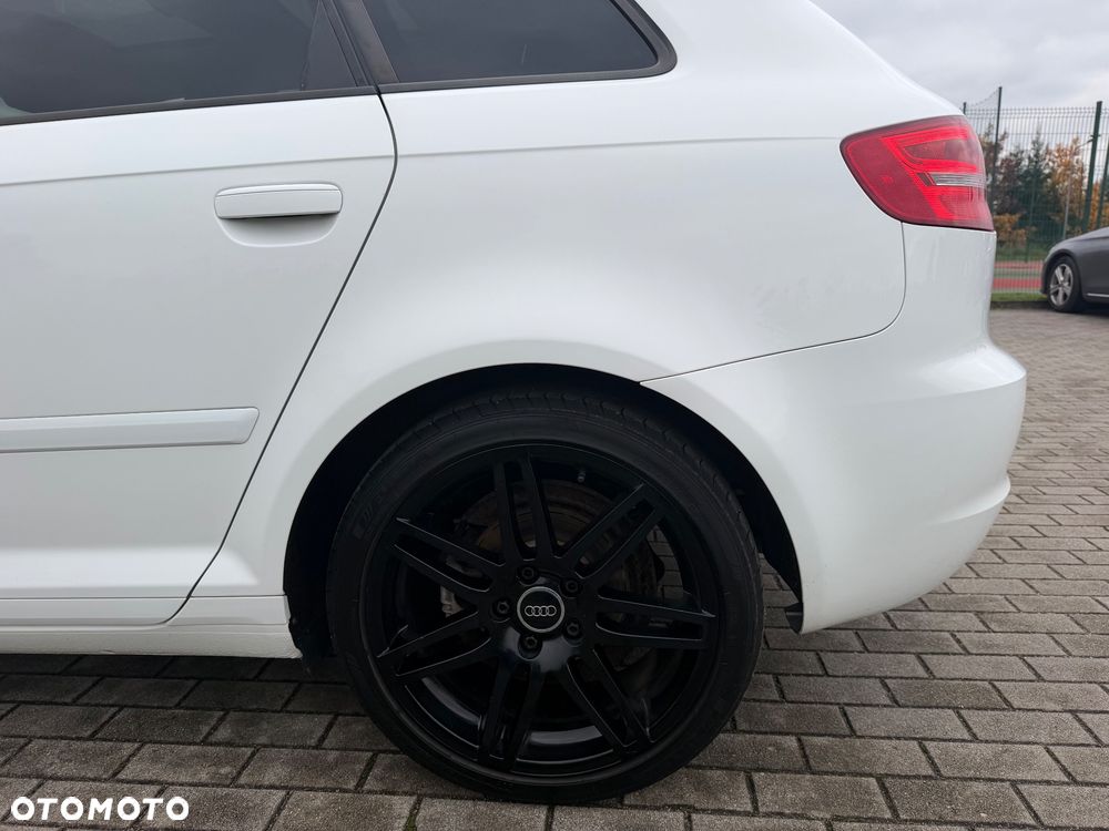 Audi A3 Sportback - 13