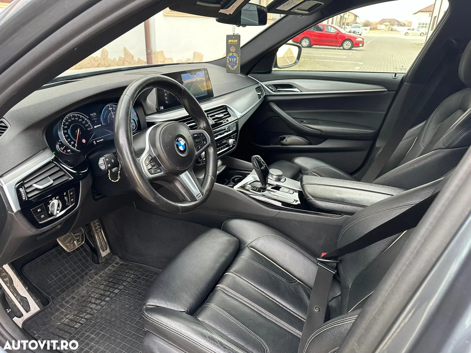BMW Seria 5 530e iPerformance Aut. - 11
