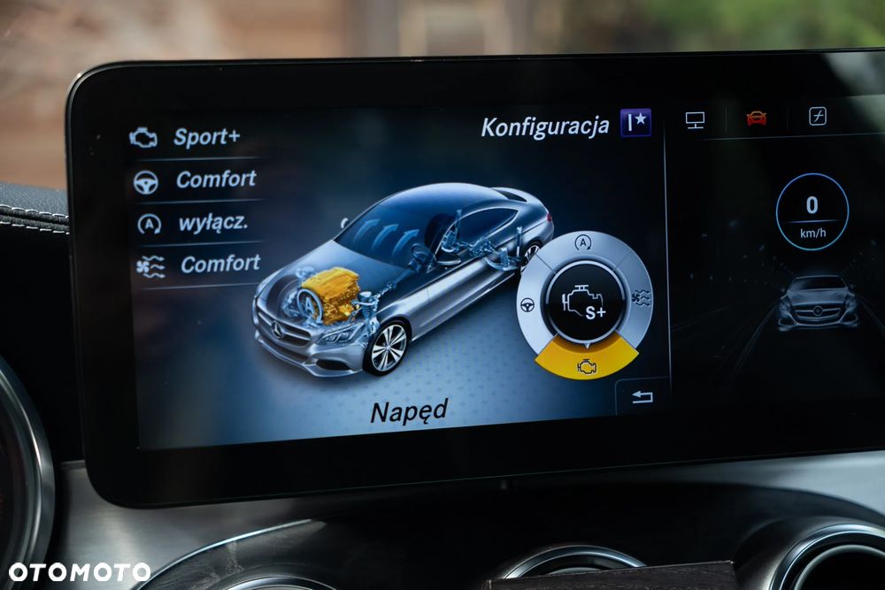 Mercedes-Benz Klasa C 200 4-Matic 9G-Tronic - 34