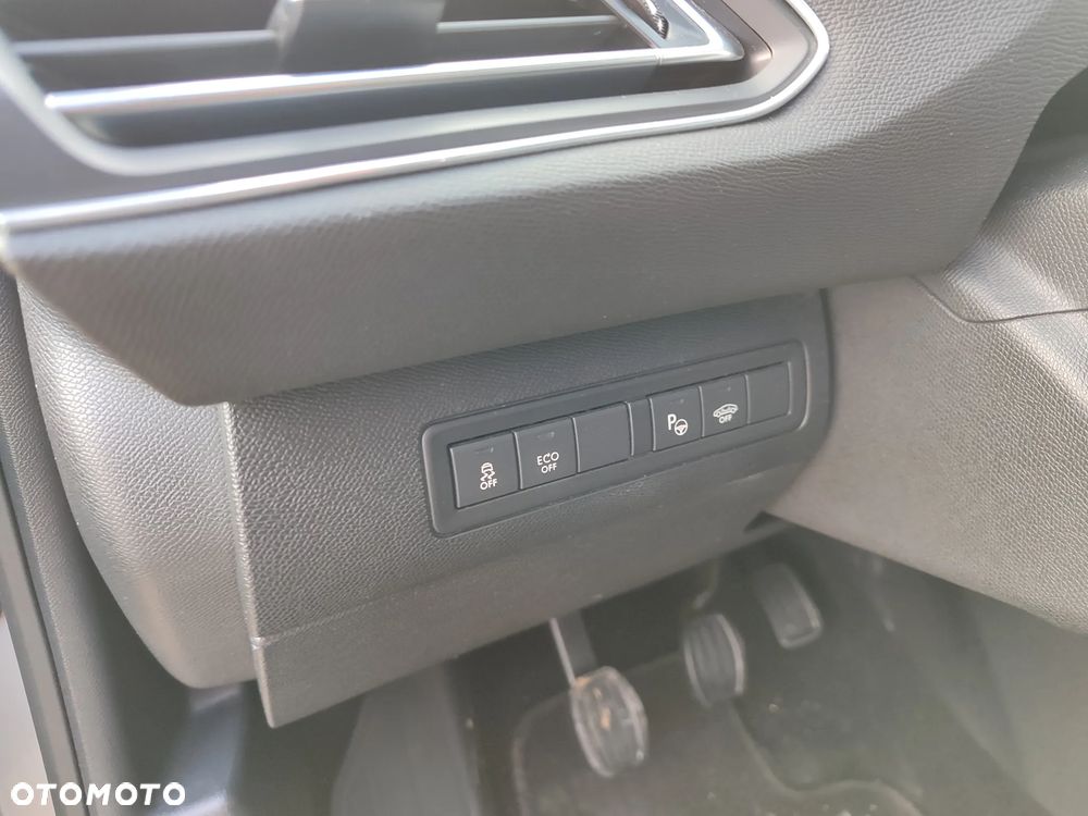 Peugeot 308 SW e-HDi 115 Stop & Start Allure - 15