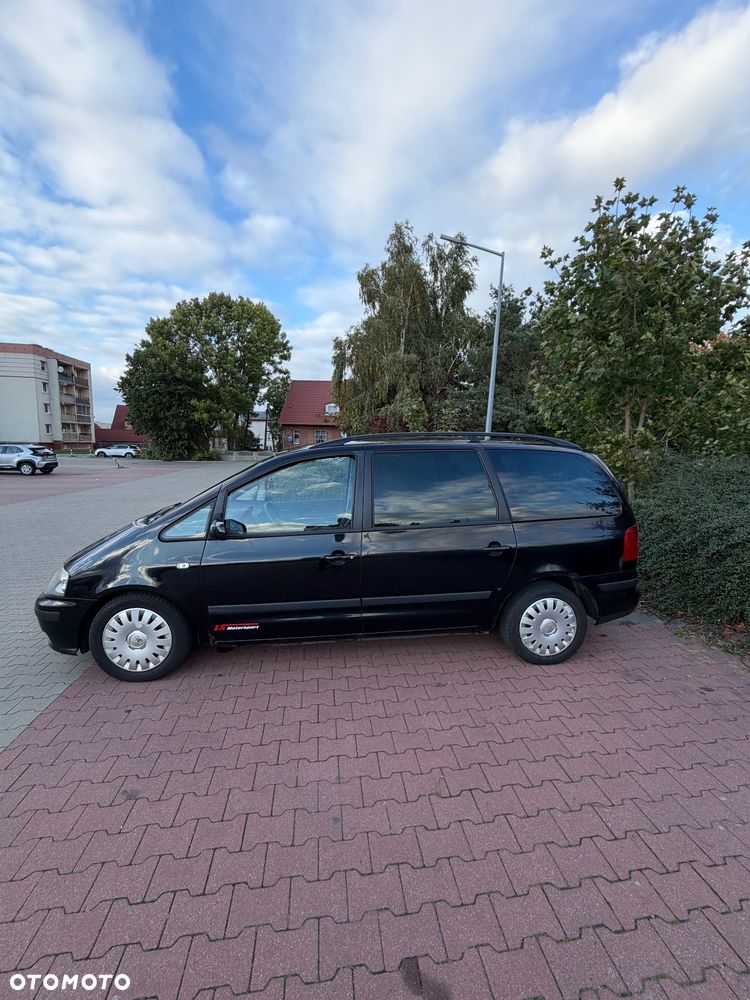 Seat Alhambra 2002 photo 3