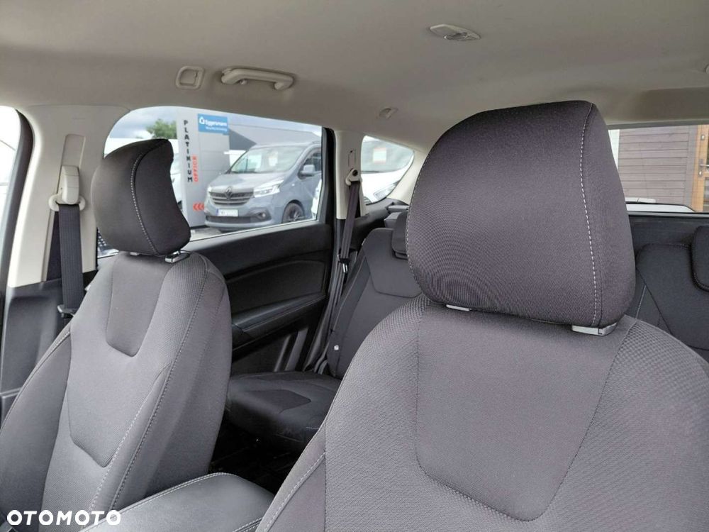 Ford S-Max - 16