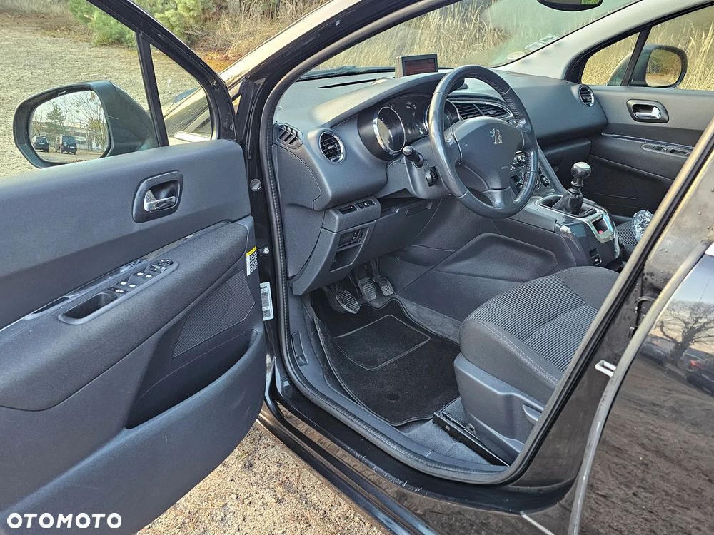 Peugeot 5008 - 13