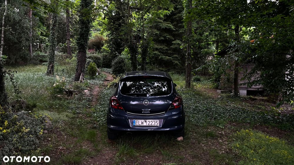 Opel Corsa 1.4 16V Sport - 6