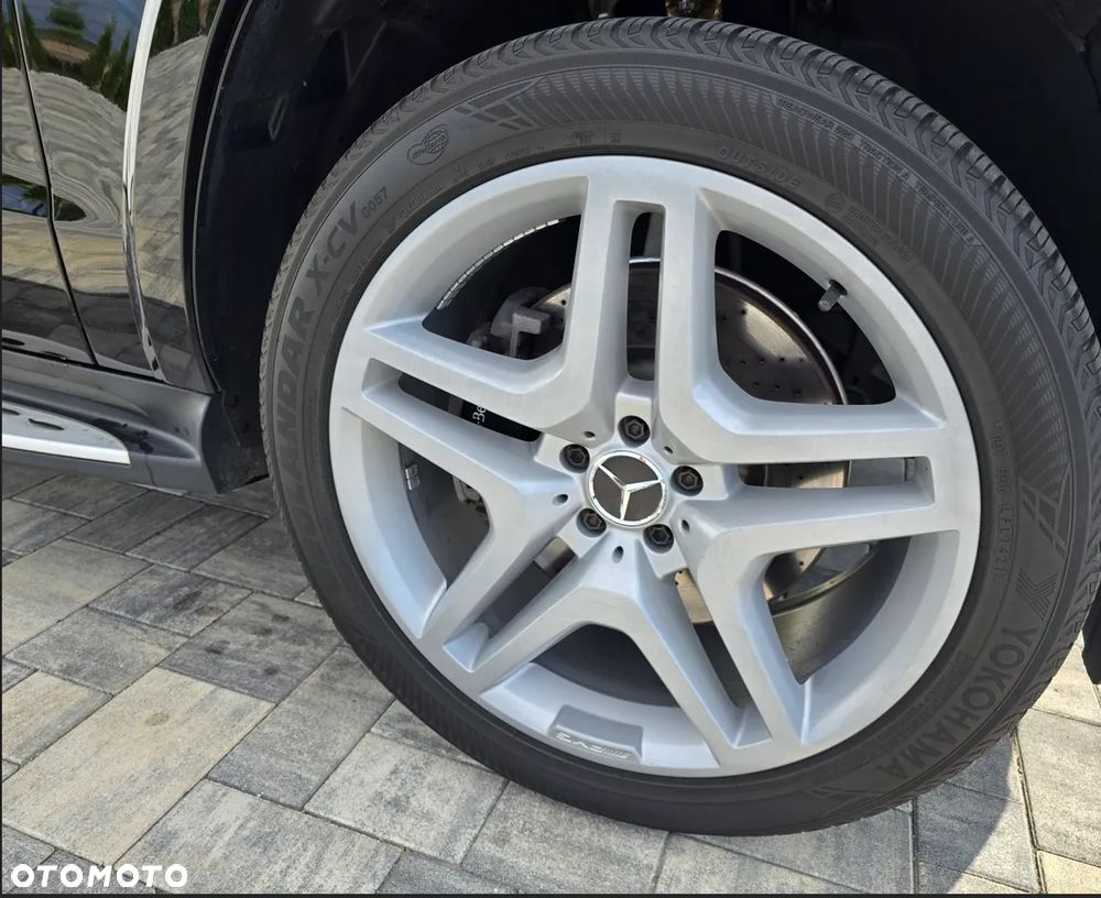 Mercedes-Benz GL 500 4Matic (BlueEFFICIENCY) 7G-TRONIC - 8