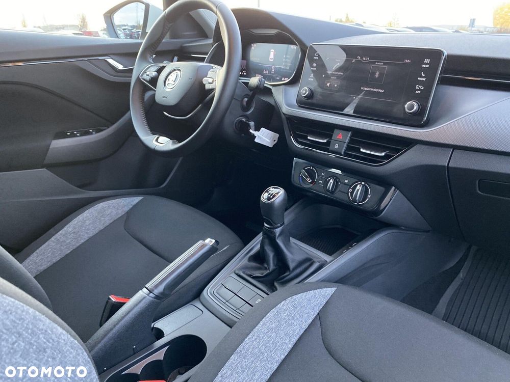 Skoda Kamiq 1.0 TSI Essence - 18